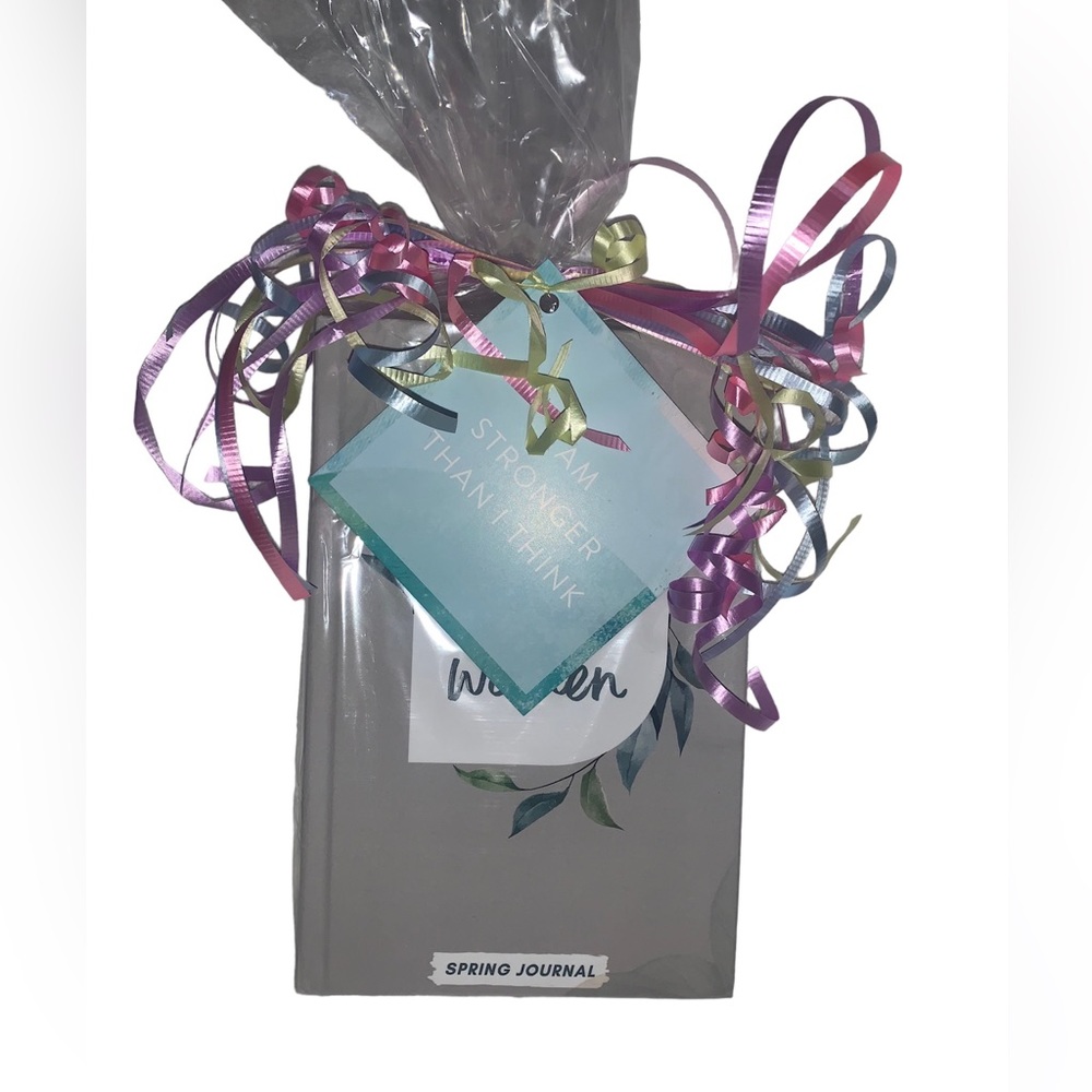 Journal bundle (women + prayer) plus free gift wrapping, with affirmation card